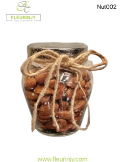 Nut002